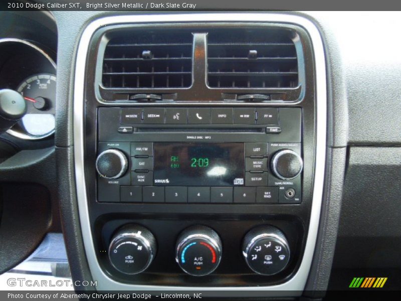 Bright Silver Metallic / Dark Slate Gray 2010 Dodge Caliber SXT