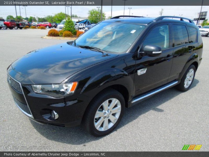 Labrador Black Pearl / Black 2010 Mitsubishi Outlander SE