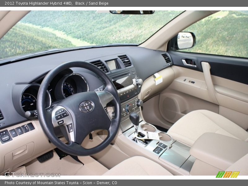 Black / Sand Beige 2012 Toyota Highlander Hybrid 4WD