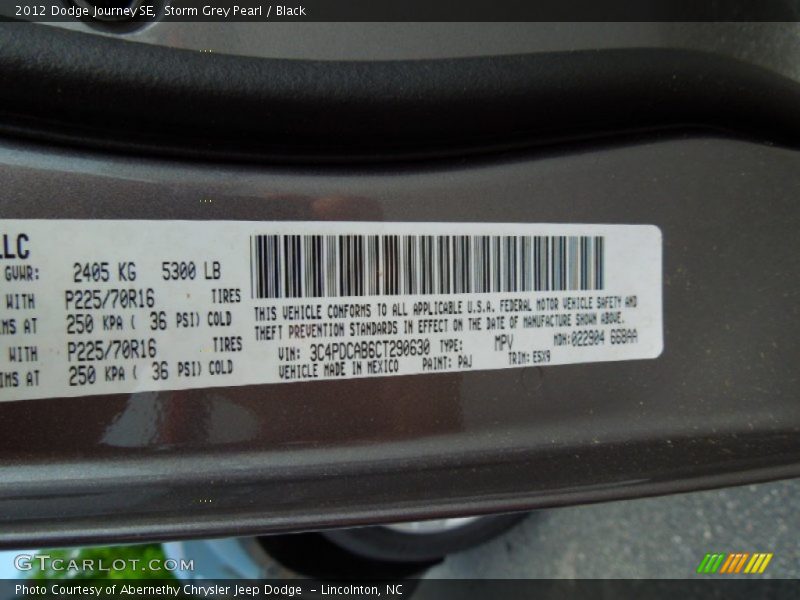 Storm Grey Pearl / Black 2012 Dodge Journey SE