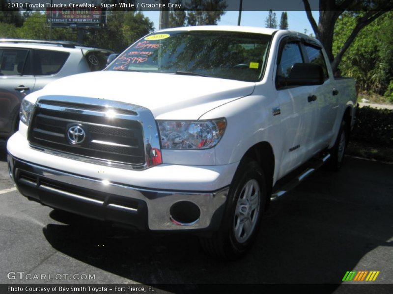 Super White / Graphite Gray 2010 Toyota Tundra CrewMax
