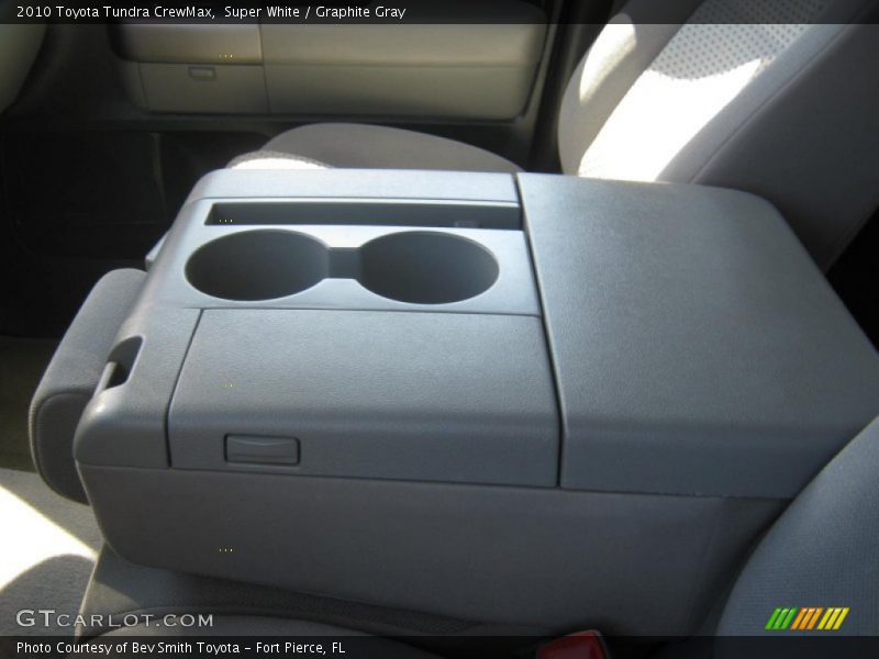 Super White / Graphite Gray 2010 Toyota Tundra CrewMax