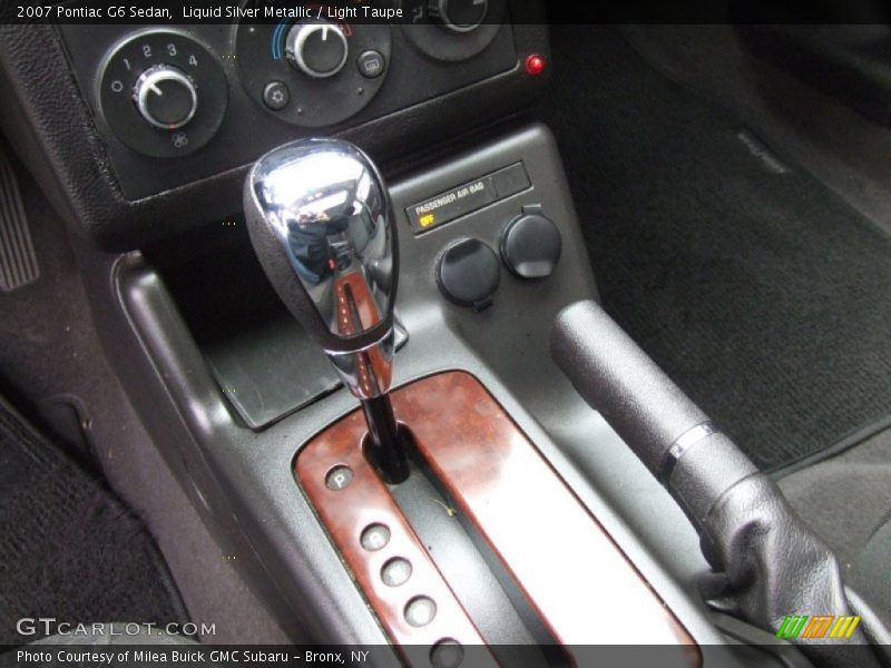 Liquid Silver Metallic / Light Taupe 2007 Pontiac G6 Sedan