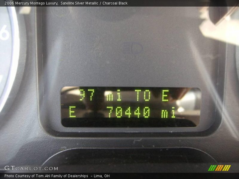 Satellite Silver Metallic / Charcoal Black 2006 Mercury Montego Luxury