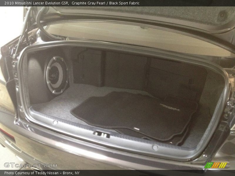  2010 Lancer Evolution GSR Trunk
