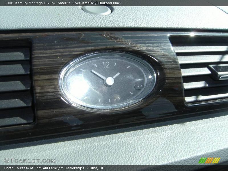 Satellite Silver Metallic / Charcoal Black 2006 Mercury Montego Luxury
