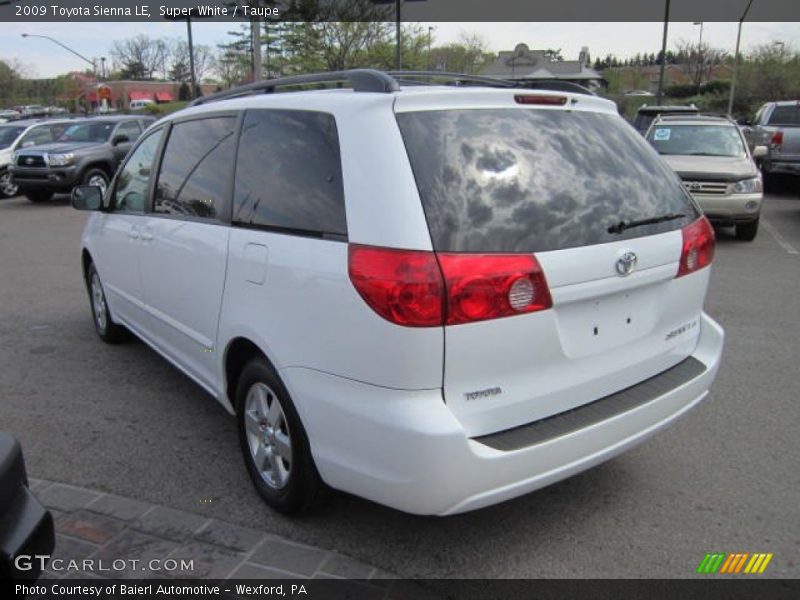 Super White / Taupe 2009 Toyota Sienna LE