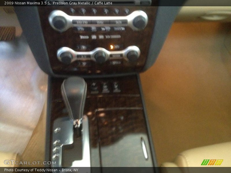 Precision Gray Metallic / Caffe Latte 2009 Nissan Maxima 3.5 S