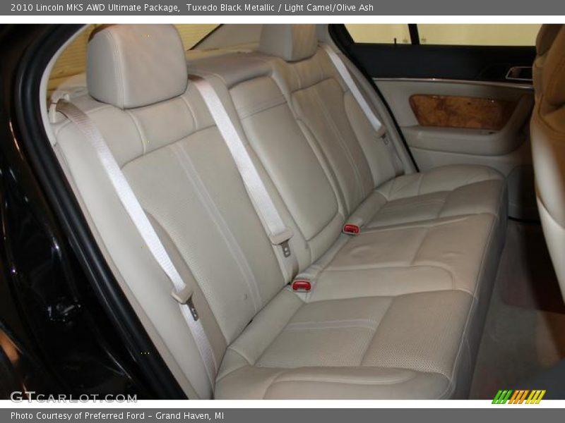 Tuxedo Black Metallic / Light Camel/Olive Ash 2010 Lincoln MKS AWD Ultimate Package