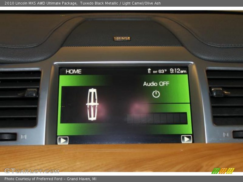 Tuxedo Black Metallic / Light Camel/Olive Ash 2010 Lincoln MKS AWD Ultimate Package