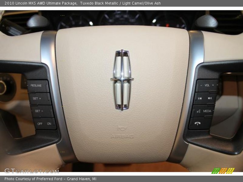 Tuxedo Black Metallic / Light Camel/Olive Ash 2010 Lincoln MKS AWD Ultimate Package