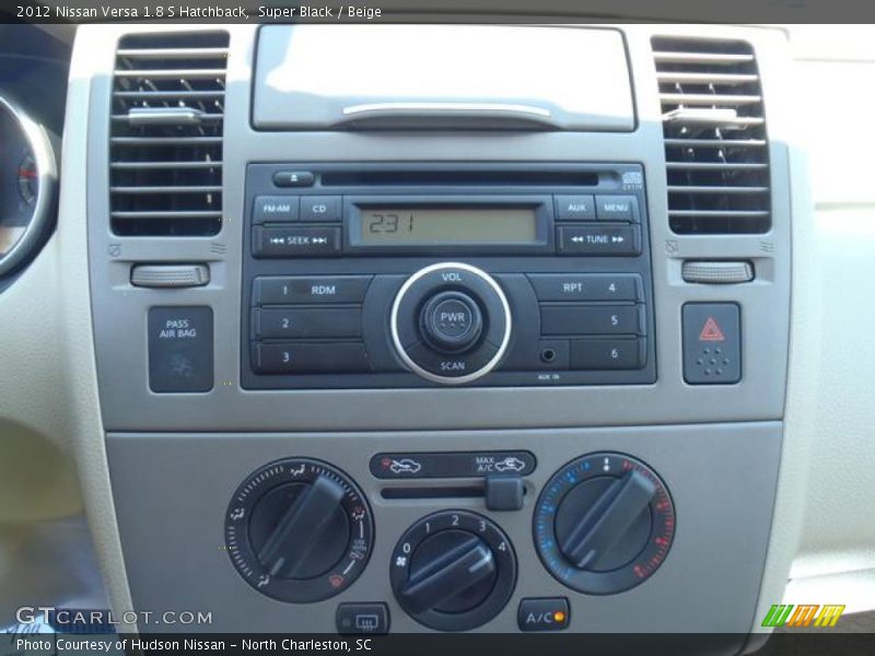Super Black / Beige 2012 Nissan Versa 1.8 S Hatchback
