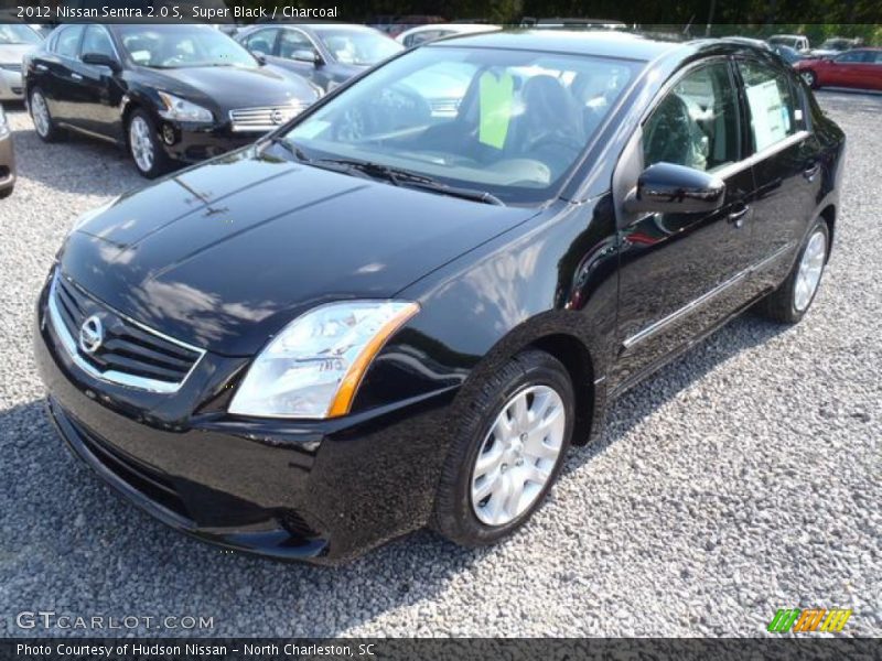Super Black / Charcoal 2012 Nissan Sentra 2.0 S