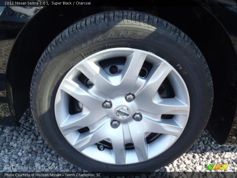 Super Black / Charcoal 2012 Nissan Sentra 2.0 S