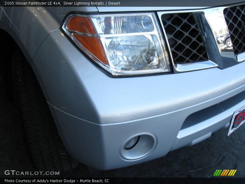 Silver Lightning Metallic / Desert 2005 Nissan Pathfinder LE 4x4