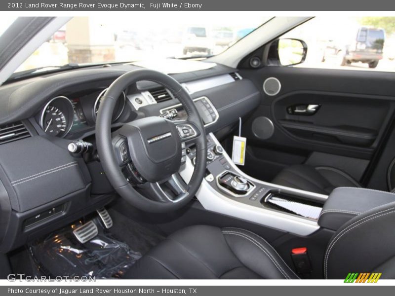 Fuji White / Ebony 2012 Land Rover Range Rover Evoque Dynamic