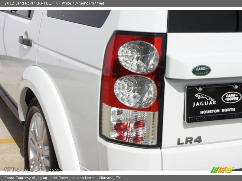 Fuji White / Almond/Nutmeg 2012 Land Rover LR4 HSE