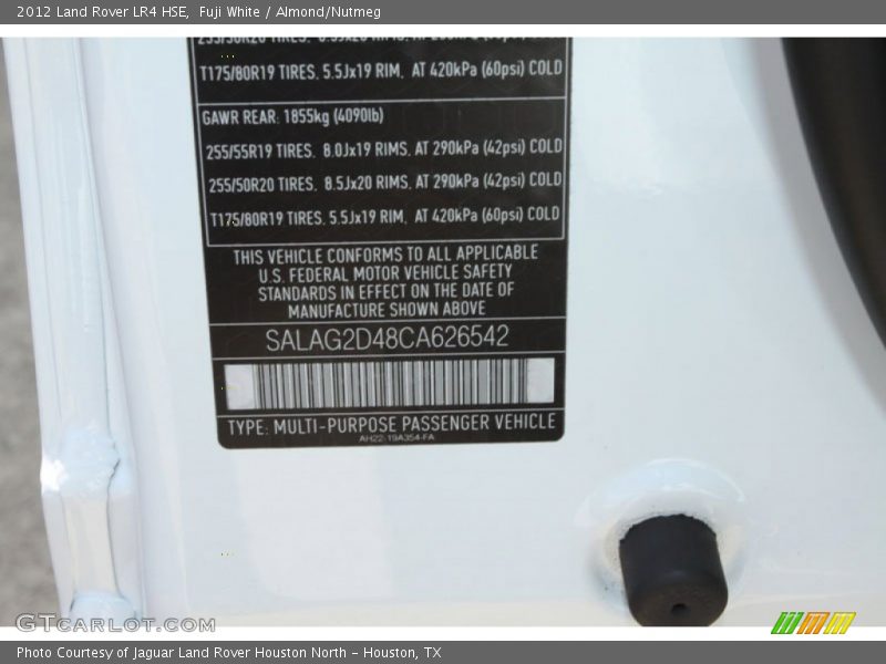 Fuji White / Almond/Nutmeg 2012 Land Rover LR4 HSE