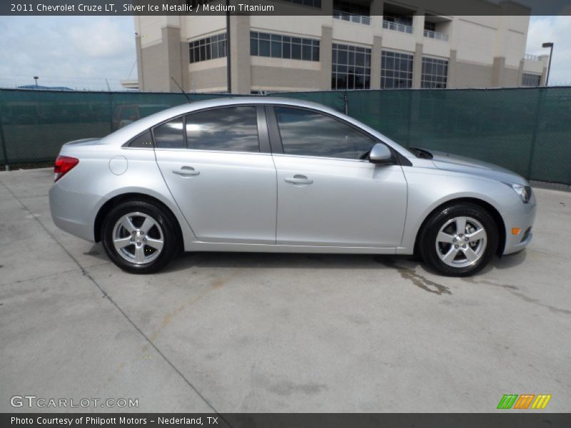 Silver Ice Metallic / Medium Titanium 2011 Chevrolet Cruze LT