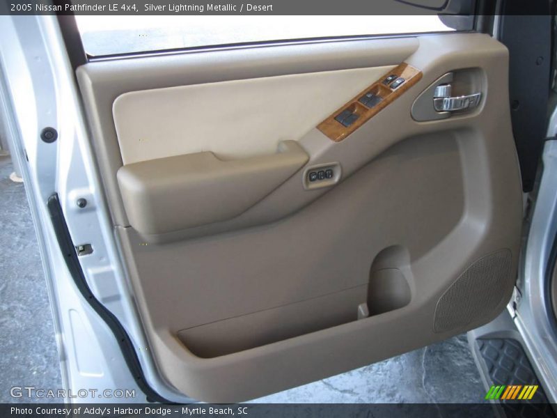 Silver Lightning Metallic / Desert 2005 Nissan Pathfinder LE 4x4