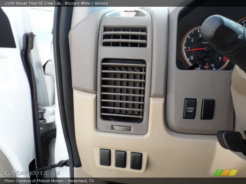 Blizzard White / Almond 2008 Nissan Titan SE Crew Cab