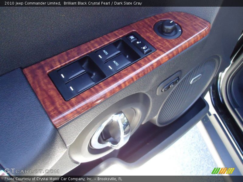 Brilliant Black Crystal Pearl / Dark Slate Gray 2010 Jeep Commander Limited