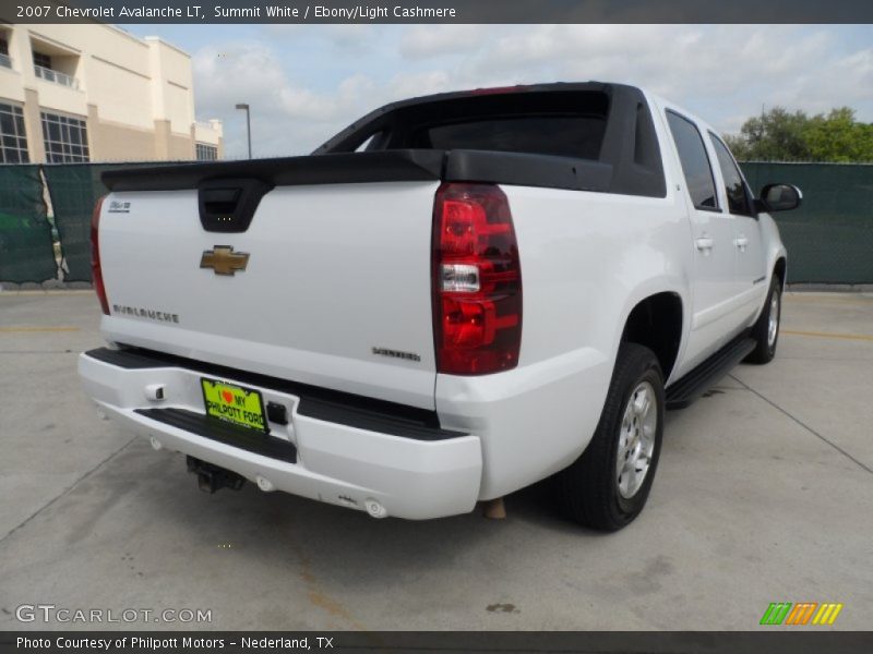 Summit White / Ebony/Light Cashmere 2007 Chevrolet Avalanche LT