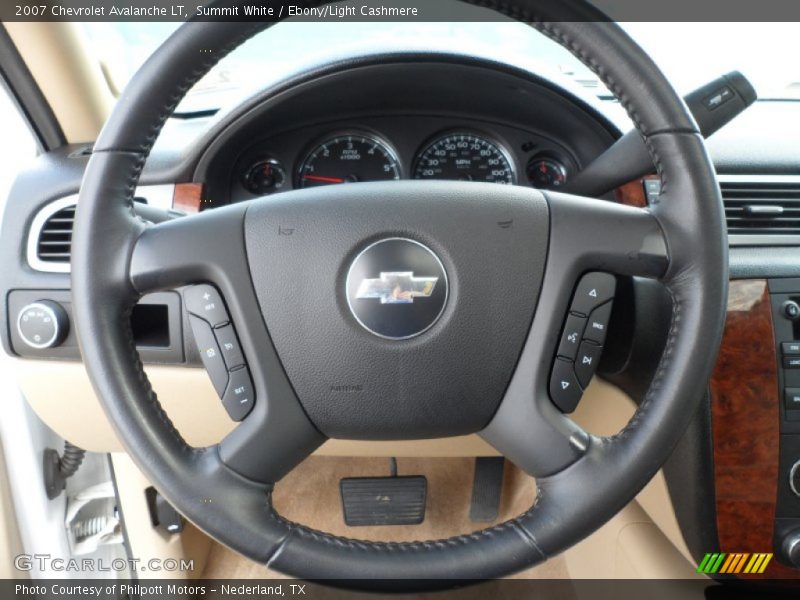 Summit White / Ebony/Light Cashmere 2007 Chevrolet Avalanche LT