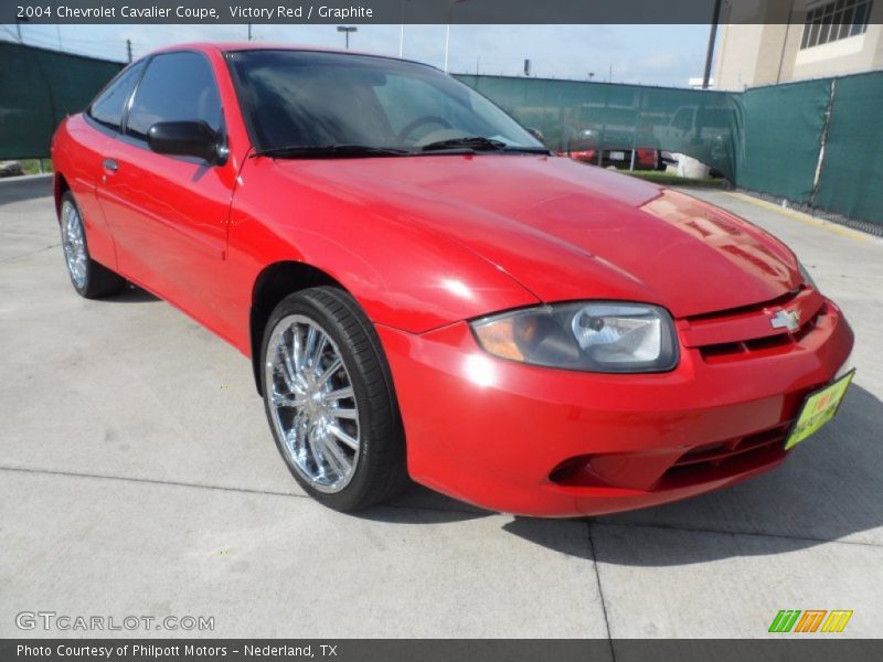 Victory Red / Graphite 2004 Chevrolet Cavalier Coupe
