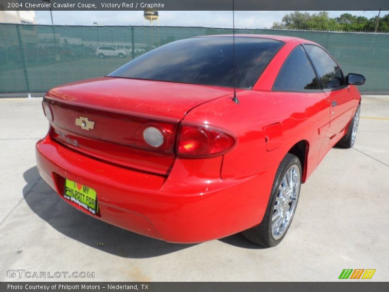 Victory Red / Graphite 2004 Chevrolet Cavalier Coupe