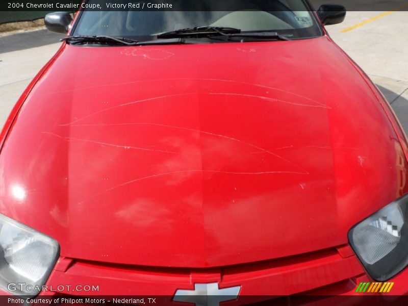 Victory Red / Graphite 2004 Chevrolet Cavalier Coupe