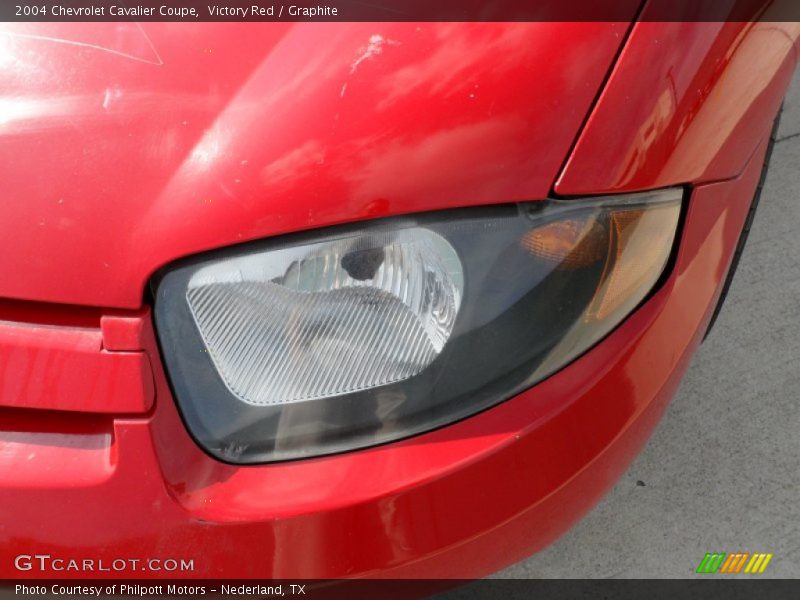 Victory Red / Graphite 2004 Chevrolet Cavalier Coupe