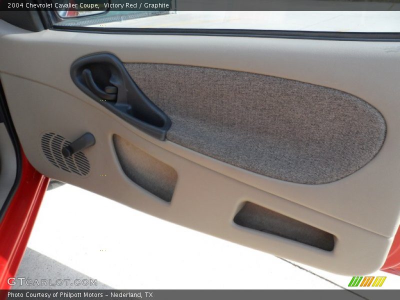 Victory Red / Graphite 2004 Chevrolet Cavalier Coupe