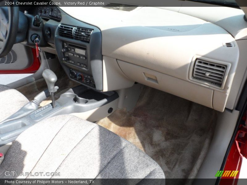 Victory Red / Graphite 2004 Chevrolet Cavalier Coupe