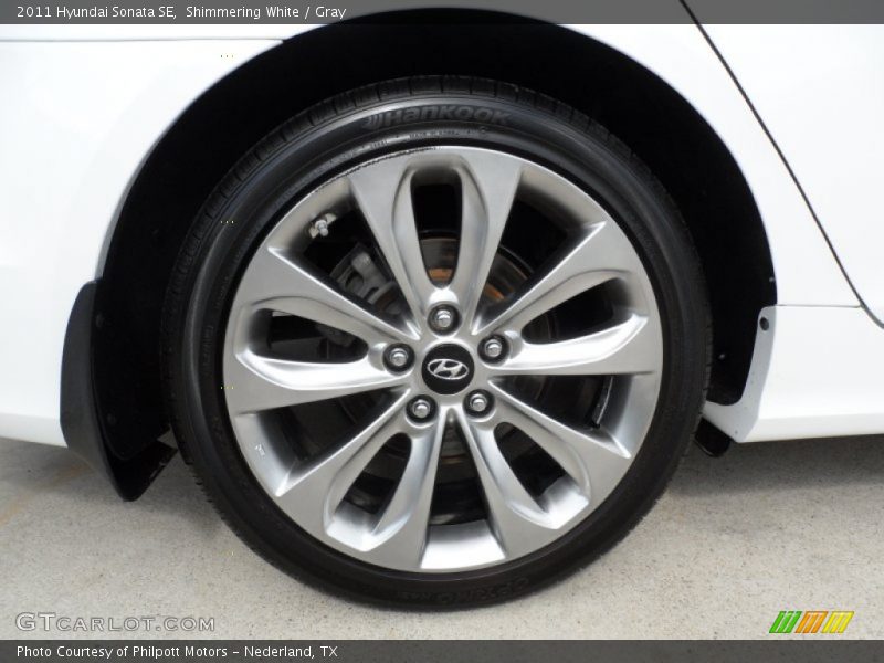 Shimmering White / Gray 2011 Hyundai Sonata SE