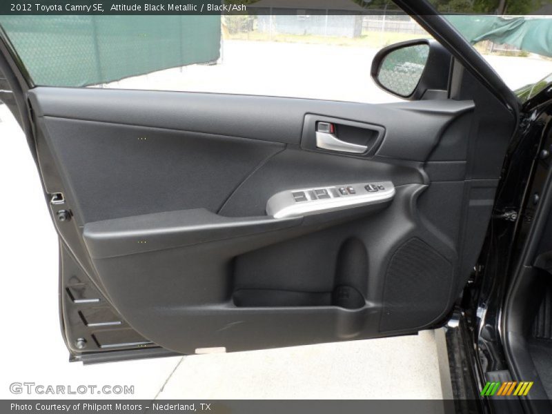 Attitude Black Metallic / Black/Ash 2012 Toyota Camry SE