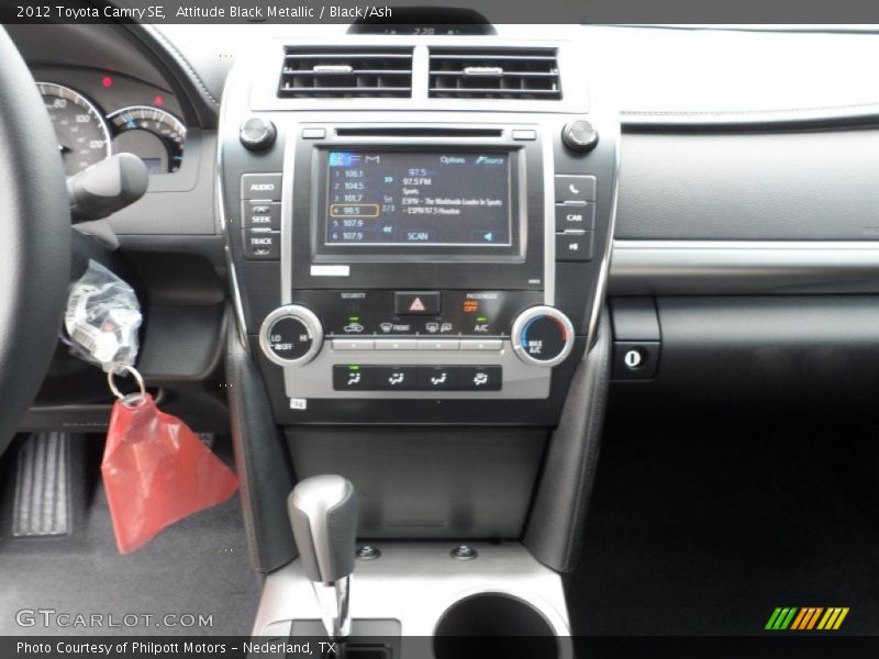 Attitude Black Metallic / Black/Ash 2012 Toyota Camry SE