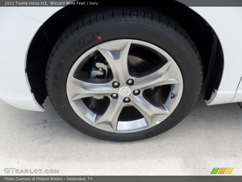 Blizzard White Pearl / Ivory 2012 Toyota Venza XLE