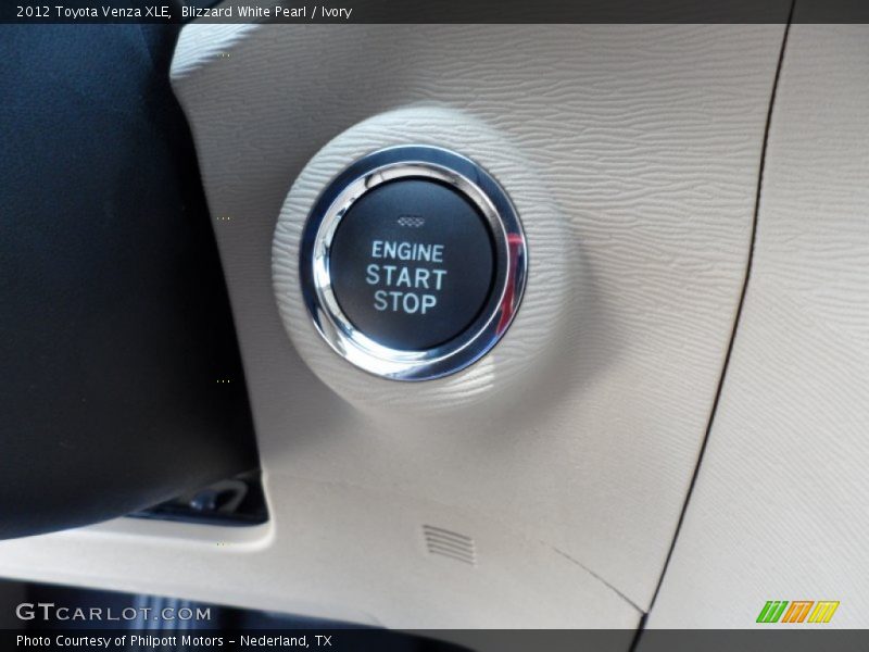 Blizzard White Pearl / Ivory 2012 Toyota Venza XLE