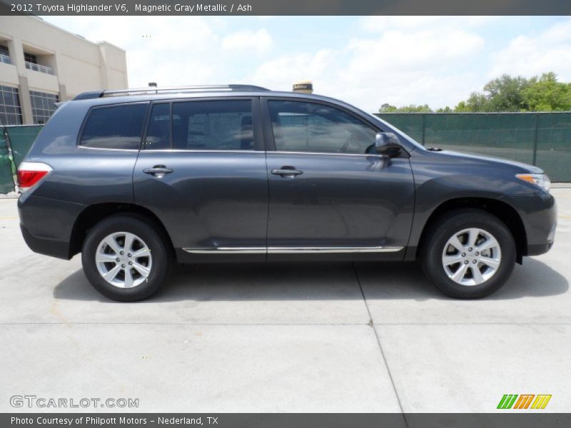 Magnetic Gray Metallic / Ash 2012 Toyota Highlander V6