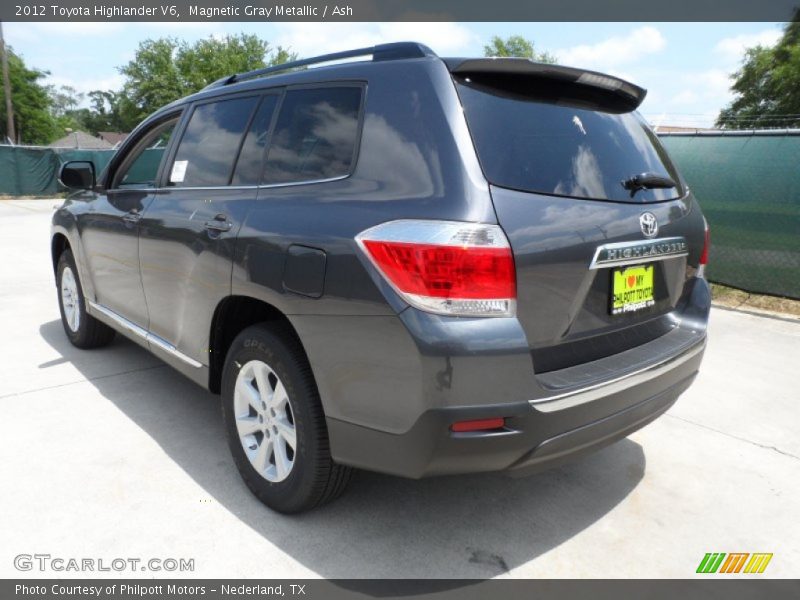 Magnetic Gray Metallic / Ash 2012 Toyota Highlander V6