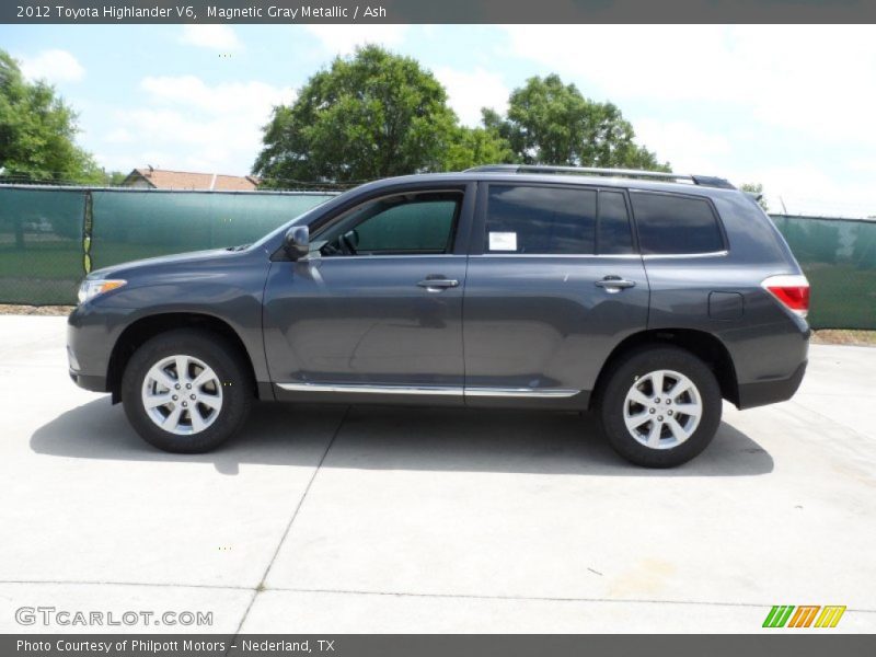Magnetic Gray Metallic / Ash 2012 Toyota Highlander V6