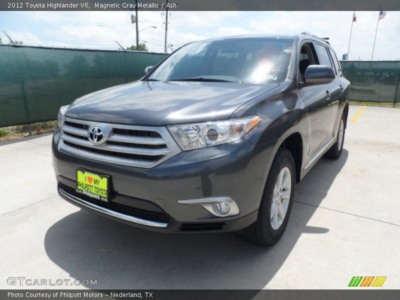Magnetic Gray Metallic / Ash 2012 Toyota Highlander V6