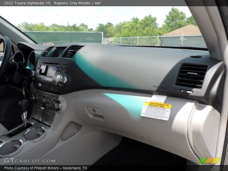 Magnetic Gray Metallic / Ash 2012 Toyota Highlander V6