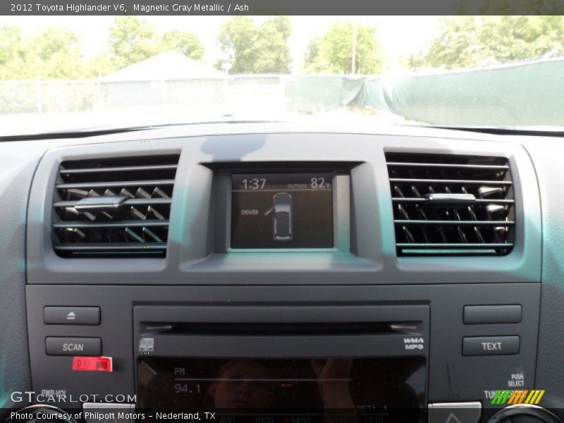 Magnetic Gray Metallic / Ash 2012 Toyota Highlander V6