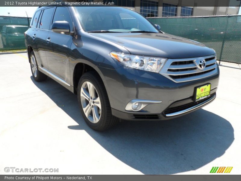 Magnetic Gray Metallic / Ash 2012 Toyota Highlander Limited