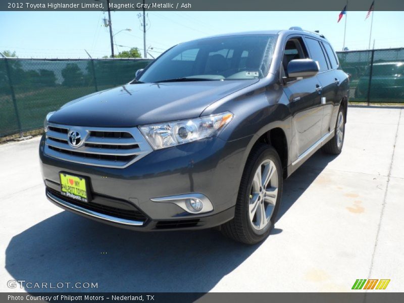 Magnetic Gray Metallic / Ash 2012 Toyota Highlander Limited