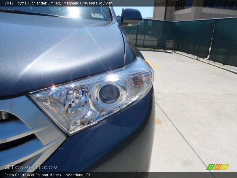 Magnetic Gray Metallic / Ash 2012 Toyota Highlander Limited