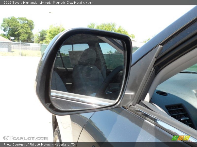 Magnetic Gray Metallic / Ash 2012 Toyota Highlander Limited