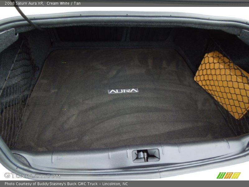 Cream White / Tan 2008 Saturn Aura XR